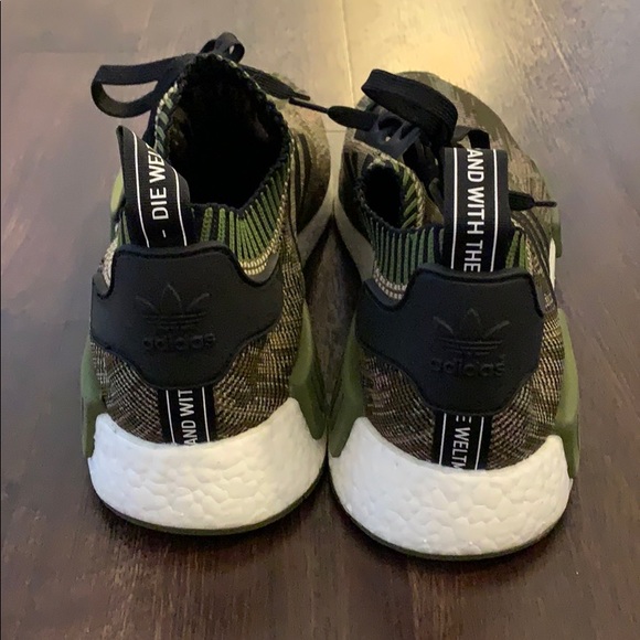 Adidas NMD R1 - Picture 3 of 4